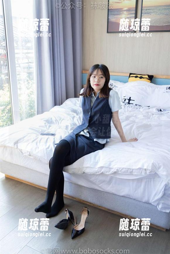 BoBoSocks袜啵啵 - 小甜豆与美脚的秘密，写真分享会不会让你心怦怦？