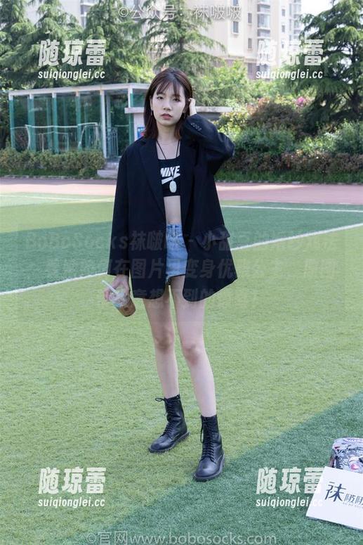 BoBoSocks袜啵啵 - 小甜豆的婚纱戏法：看她如何在图片里变身优雅公主，原图带来意想不到的惊喜！