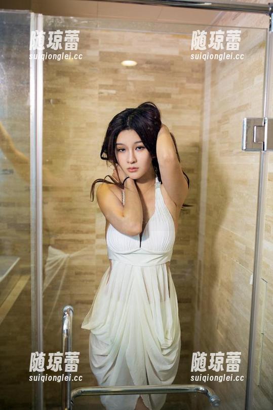 TuiGirl推女郎 - 在易阳的办公室里，发现无圣光的独特套图