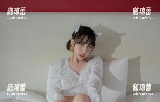 Uhye(이유혜)私房图集：高跟鞋日常，摔跤也是一种优雅生活！