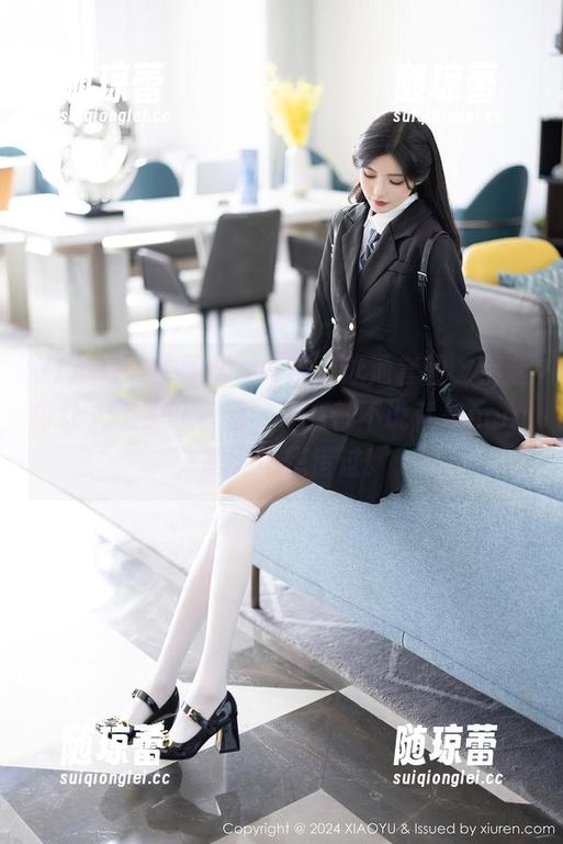 XIAOYU语画界 - 林乐一泳池套图，精选得让人不禁盯着看，什么都不说就是neat，简直不想错过！