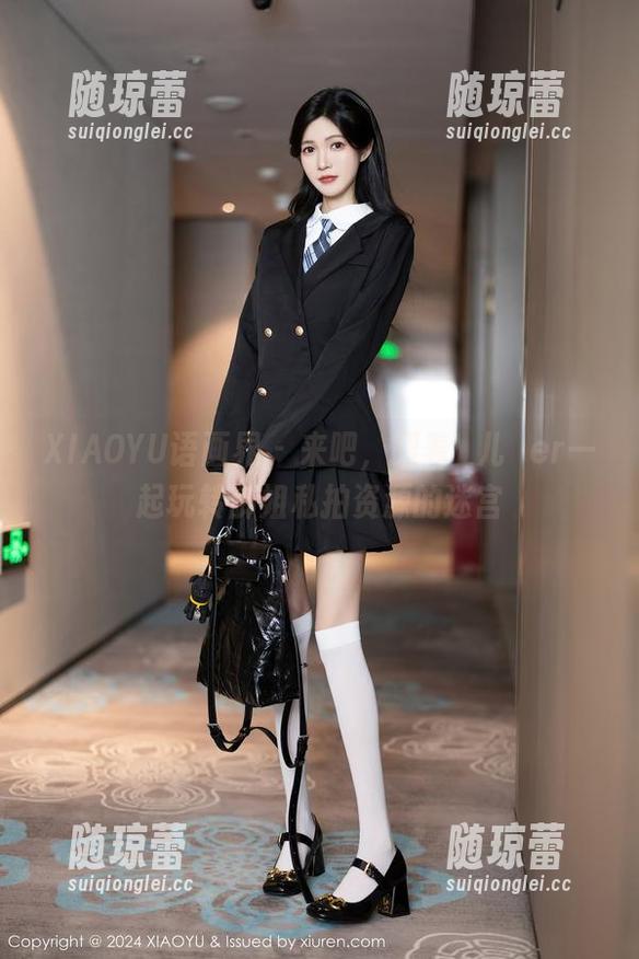 XIAOYU语画界 - 来吧，跟着玥儿玥er一起玩转御姐私拍资源的迷宫