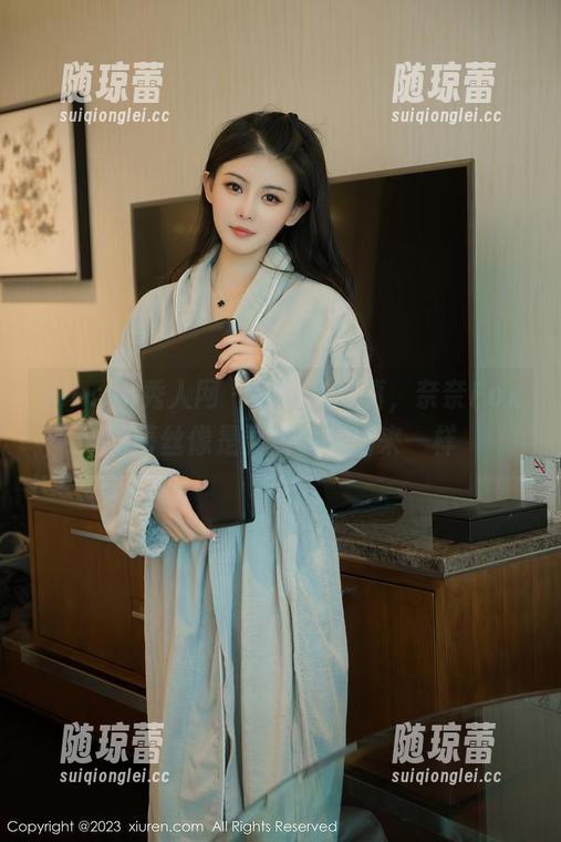 Xiuren秀人网 - 无圣光写真，奈奈Fox的蕾丝像是要偷偷跑出来一样