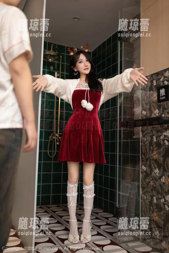 Xiuren秀人网 - 不止是秘书！杨晨晨的高清图册带你领略OL眼镜美女的百变人生！