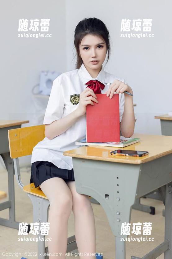 Xiuren秀人网 - 米妮大萌萌作品集大揭秘：最新棉袜写真，暖意扑面而来！