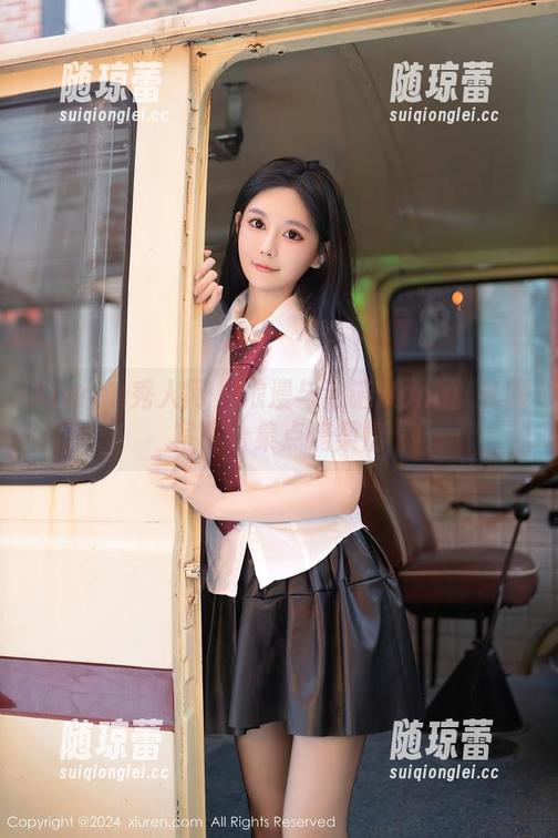 Xiuren秀人网 - 浪漫与诺诺Nono：礼服写真合集点滴柔情