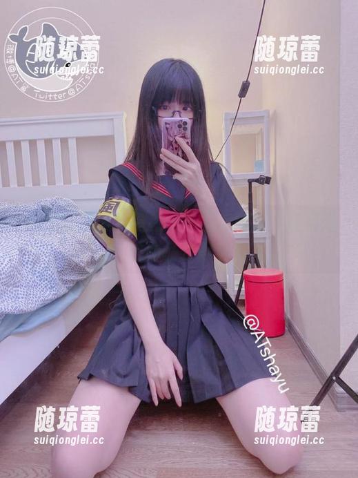 at鲨鱼 At鲨的万圣节福利:不只是南瓜,还有她的作品在等你