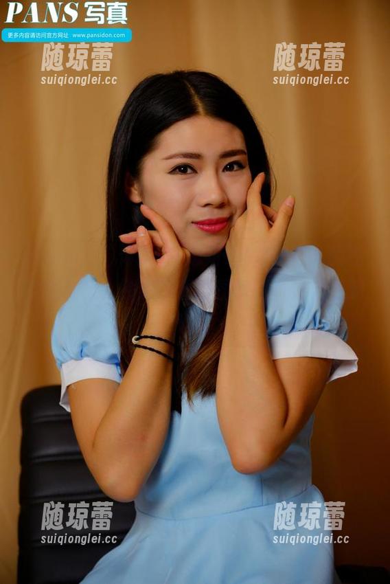 pans - “体操服+思妍=绝对好玩儿的私房时刻！”别忘了看原图哦，真是喜感满满！