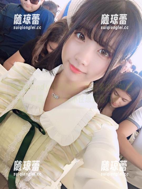wendydydydy_酱油 最新Wendy礼服收藏,作品集内外的魅力,真是…让人忍不住想多看几眼!