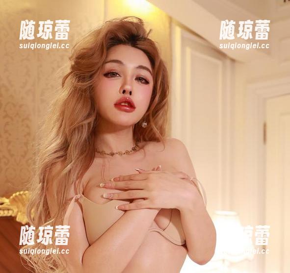 微密圈 - 于芷晴的私房美脚，图片中好像有春天在悄悄呼唤