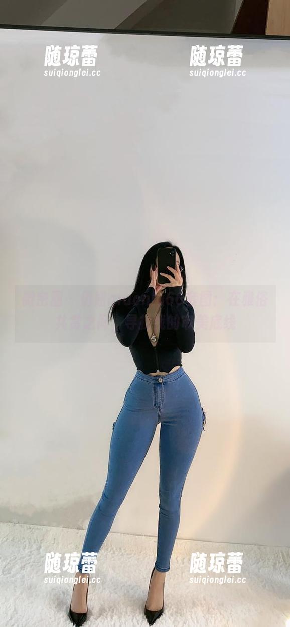微密圈 - 俏妞qiaoniu66套图：在雅俗共赏之间，寻找我的审美底线