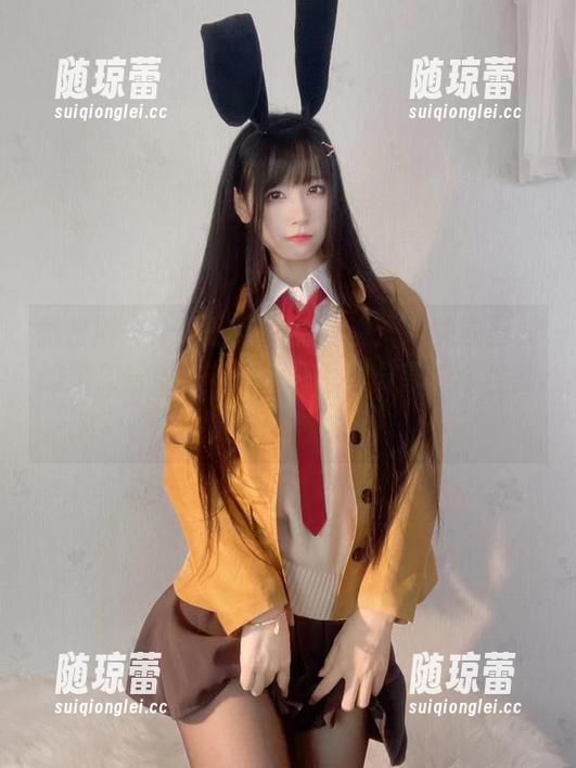 微密圈 - 十万口草莓粥粥说：“睡衣是我的第二层皮肤”——作品集分享，个性就是如此随性。