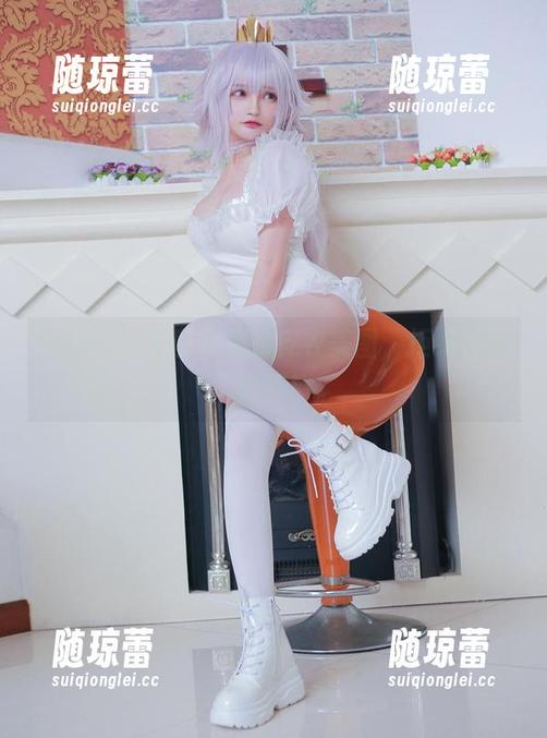 免费获取千夜未来的皮衣美图，拒绝视觉疲劳！