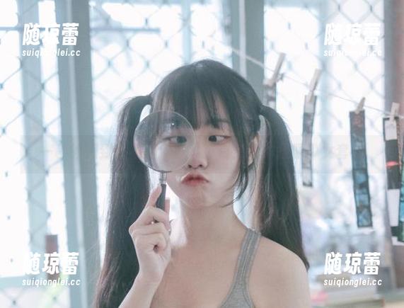 一秒钟想到的不羁：可可小白兔的体操服少女套图