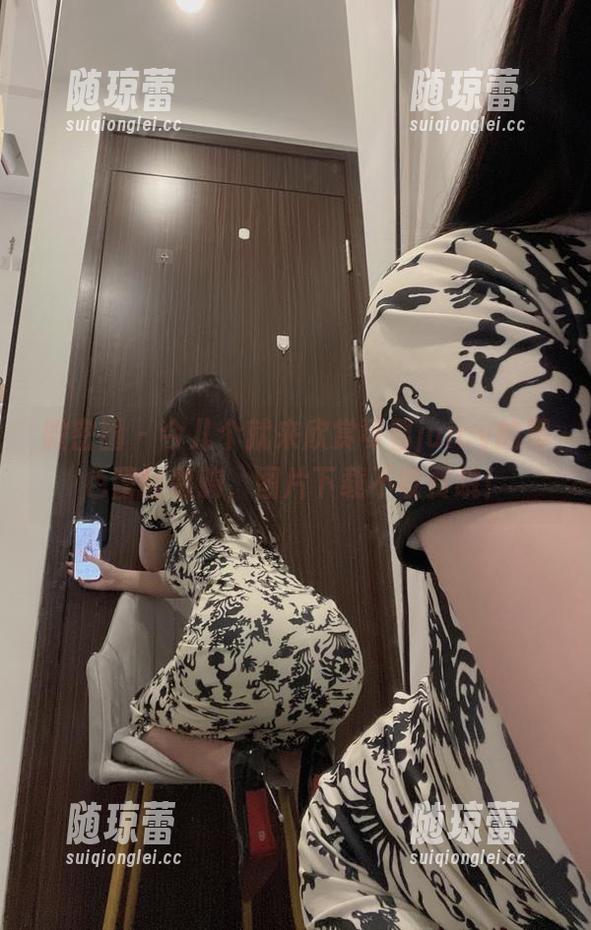微密圈 - 今儿个就来欣赏可馨juicy的黑色蕾丝裹胸，图片下载不收费哦！