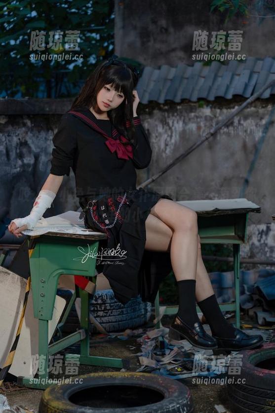 咬人小小兔与她的女仆原图合集：萌到你心里的小兔子！