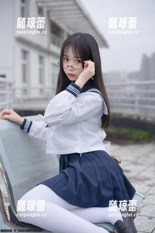 喵糖映画 - 美图抢先看：蠢沫沫的毛衣瞬间点燃你的审美！