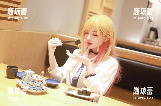 阳光正好，妍子坚不可摧的夏日写真分享，迷离又舒服