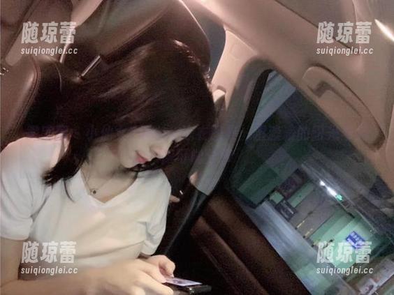 微密圈 - 小仙女ELaine泳衣图集：湿漉漉的阳光与无限可能分享