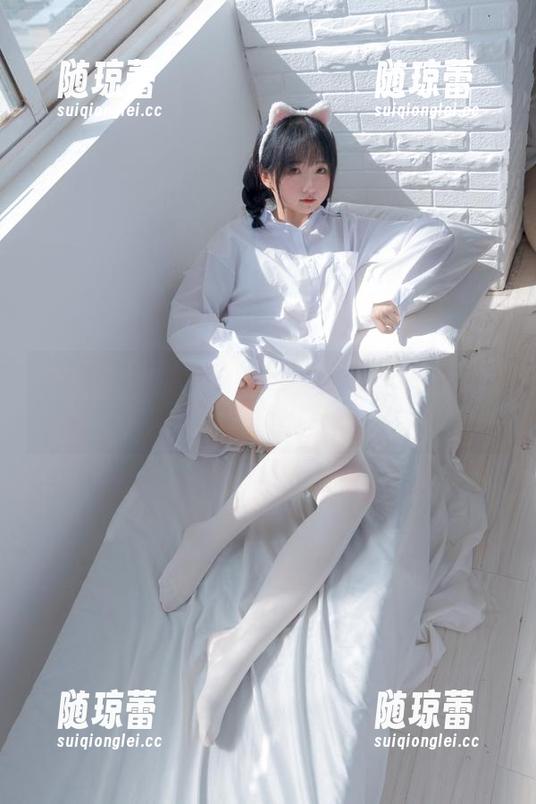 哪里还有比“少女秩序”天台JK制服更清新的高清图库呢？