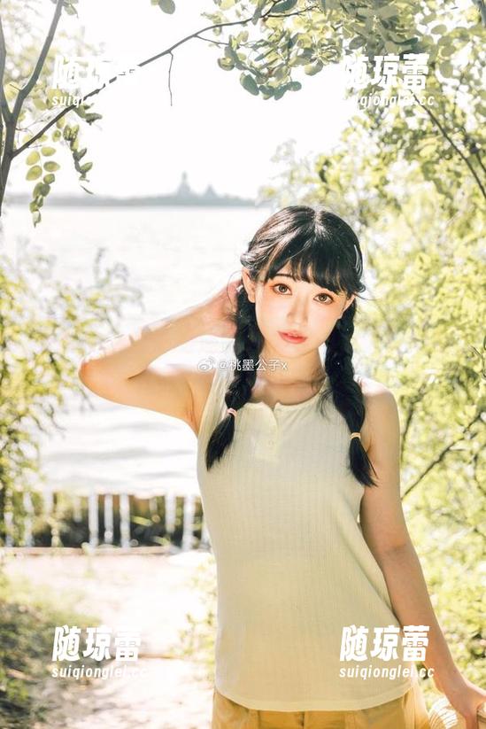 下载桃墨公子的遇见神鹿美图，谁说幸福不是一瞬间？