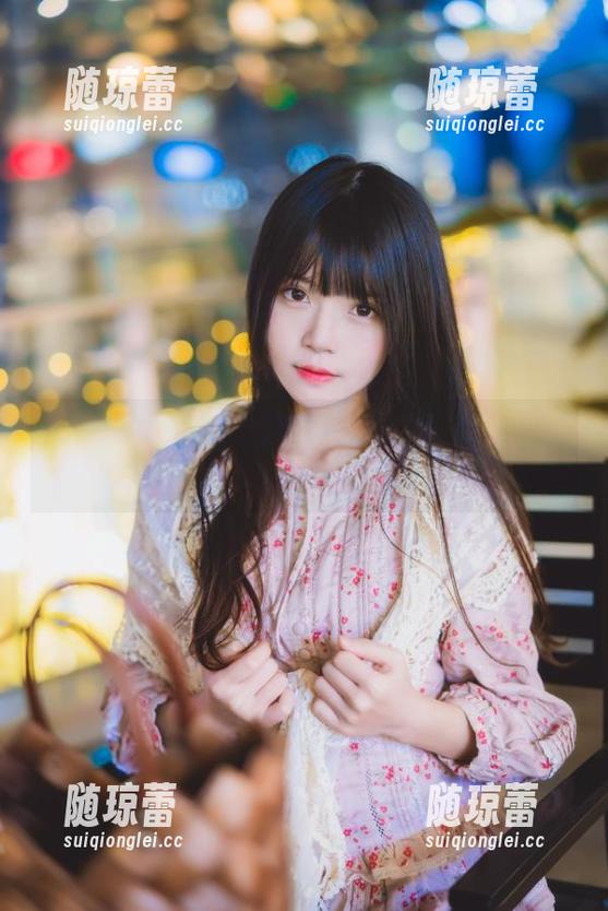 网袜里藏着桜桃喵的秘密：作品、资源、还有更多等你来解锁！