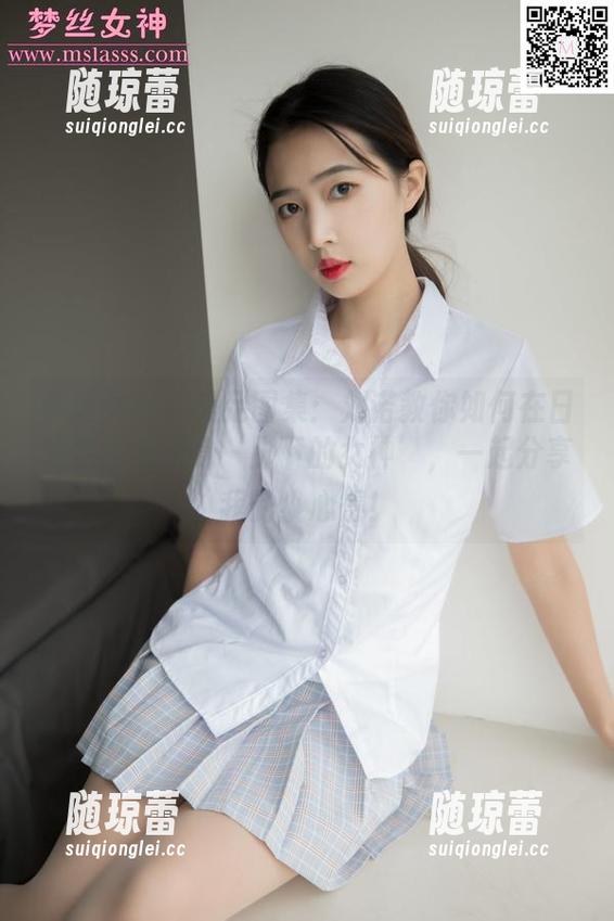 梦丝女神 - 美足图集：刘诺教你如何在日常穿搭中化身‘脚下的女神’，一起分享我的小心得！