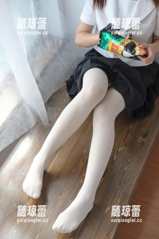 看这些白丝环绕的女孩，森萝财团的写真真是太撩了