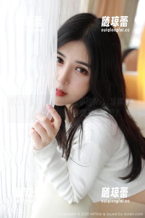 模范学院 - 浴缸里的陈小诺Niki写真更新，怎么感觉这个姿势有点意思？