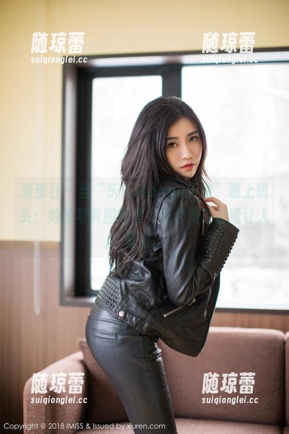 爱蜜社 - 当“乐乐Mango天使”遇上镜头：她的写真图包里，每个角度都能让人窒息。