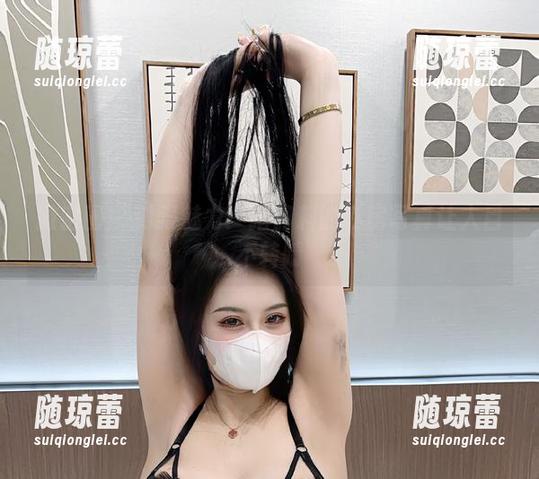微密圈 - 制服魅力！猪饲料的私房写真让人目不转睛