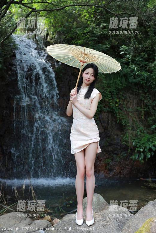 秀人网 - 精选美图一键通，周慕汐fairy的自拍照让你不得不怀疑人生：我到底在哪里掉了自己的美！