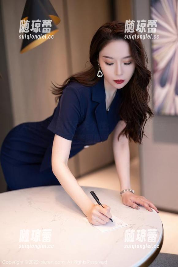 秀人网 - 油亮又不失个性：朱可儿的无圣光美图世界