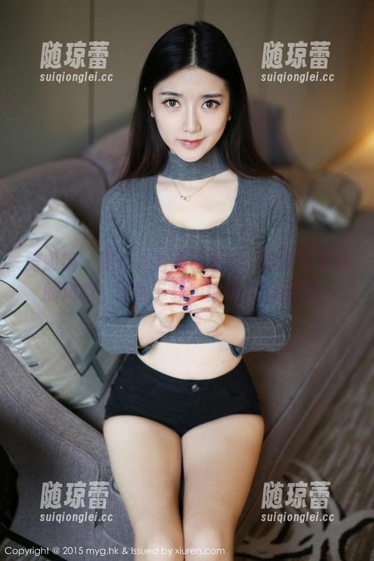 美媛馆 - 这不是普通职业装，这是黄乐然的风格！原图下载，惊艳你的日常！
