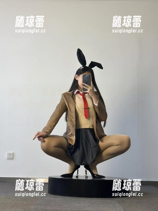 微密圈 - 黑丝放肆，瑜伽轻盈：探秘美邵女Baby的高清图包，让你停不下来的眼神