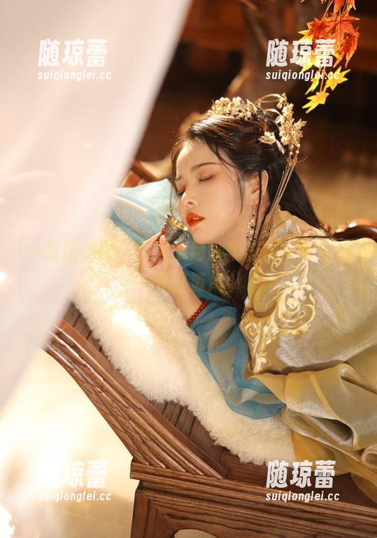 一张张美图，苏嫣嫣阿姨黑丝旗袍带来的夏日清风