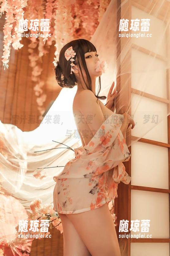蜜汁猫裘来袭，‘天使’私拍套图，梦幻与现实交织