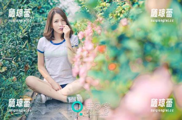 青豆客 - 谁能拒绝颜浅浅Cindy的纯白美图？不过下载需谨慎，可能会上瘾！