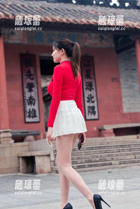 魔镜街拍 - 私拍图集曝光：艾小青和她的超短裙肉丝，夏日的一缕清风