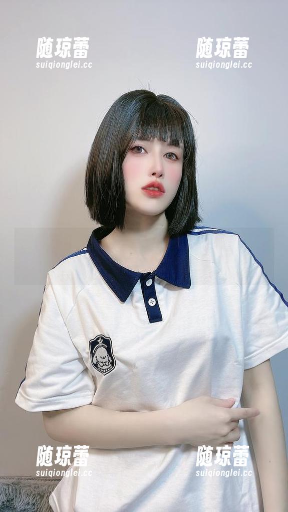 图片在手，鹿八岁baby美足不愁，快来下载，打卡你的夏日！